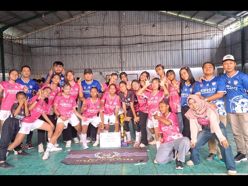 Srikandi Perbatasan Berjaya! Tim Putri SMPN 2 Banyuputih Sabet Juara 1 Turnamen Futsal MAN 1 Banyuwangi